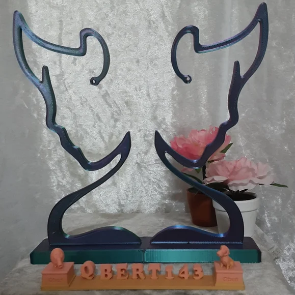 Handmade Earring Stand 3D Printed Chameleon Color - Picture 1 of 6